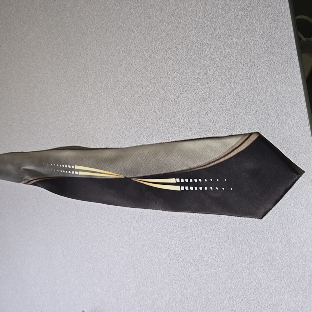 Tie alba uomo